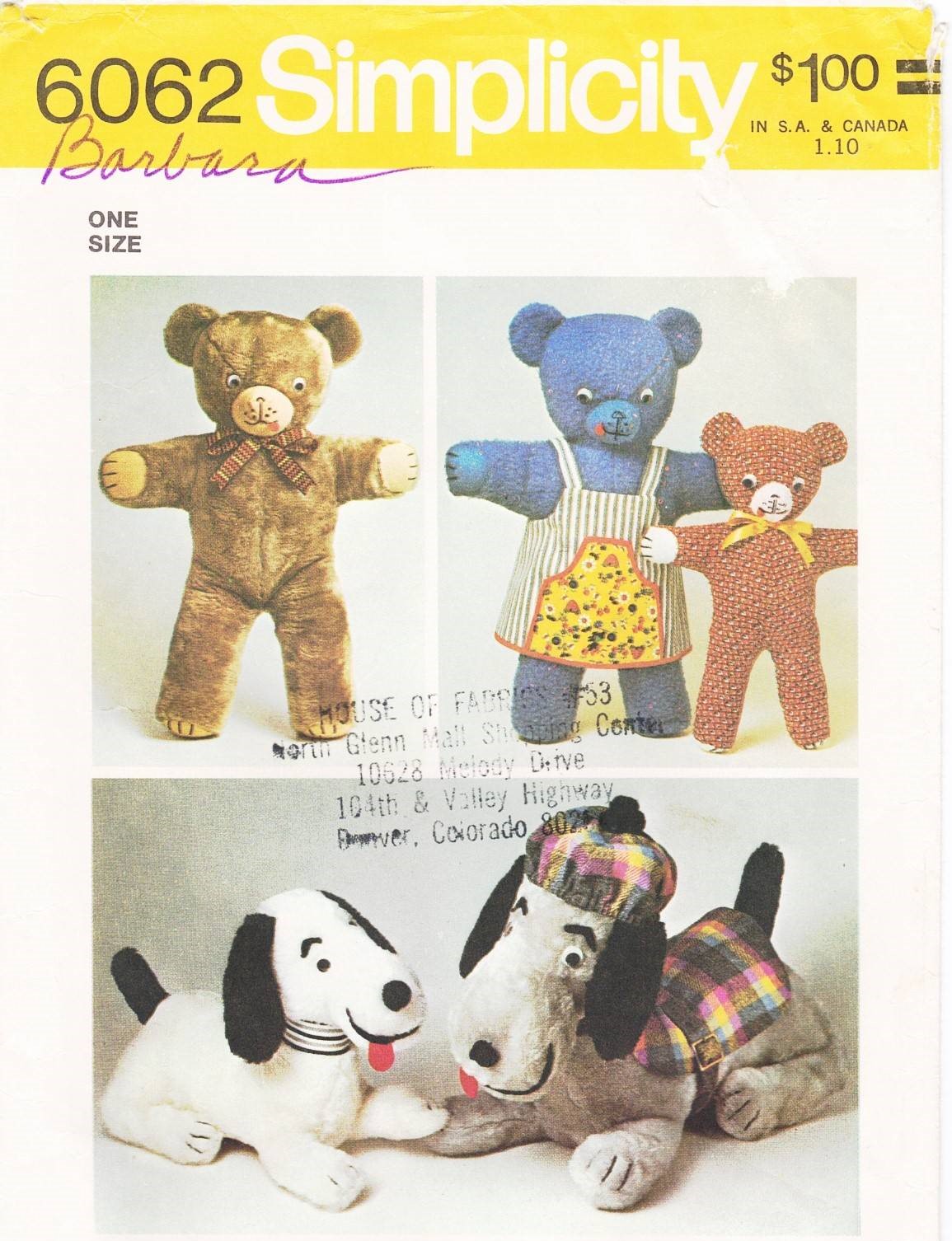 Simplicity 7452 Teddy Bear Family and Clothes Pattern, Holiday